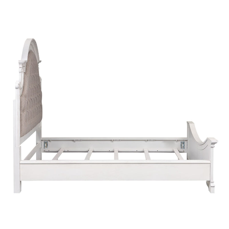 Magnolia Manor Queen Upholstered Bed