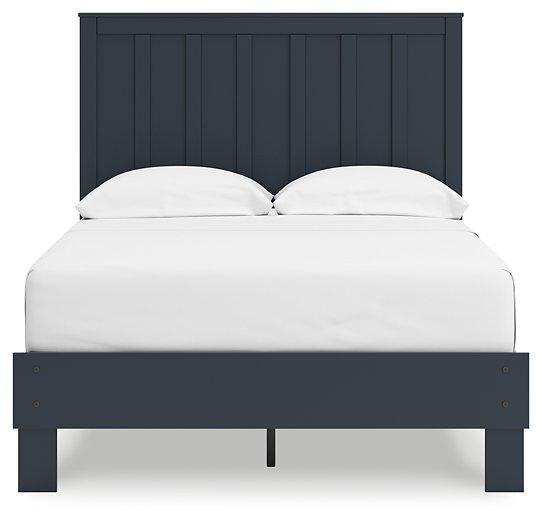 Simmenfort Bed