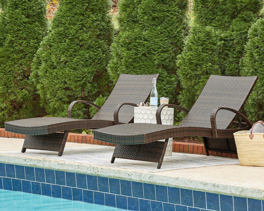 Kantana Chaise Lounge (set of 2)