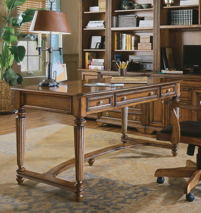 Brookhaven Leg Desk image