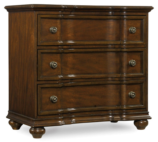 Leesburg Bachelor's Chest - Vicars Furniture (McAlester, OK)