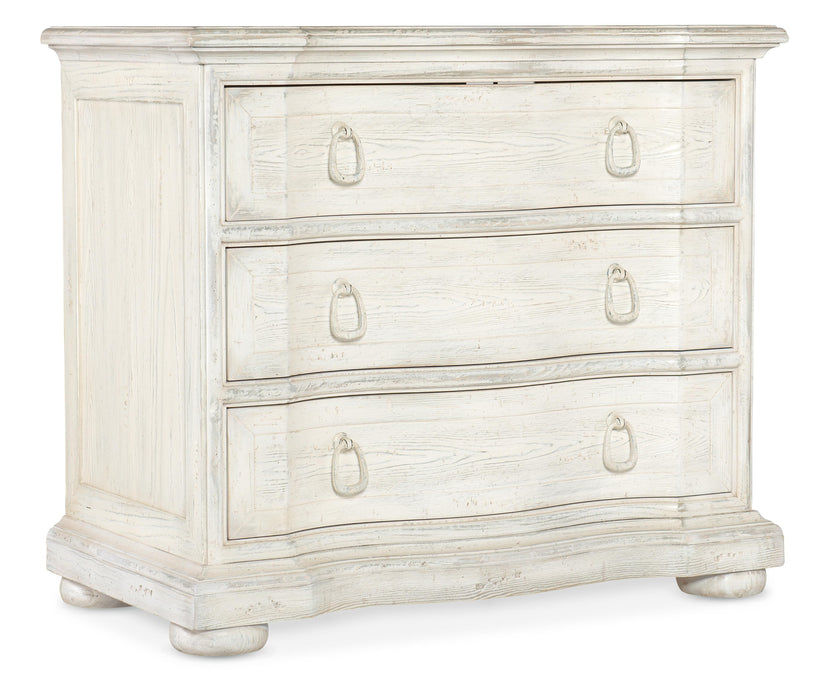 Traditions Three-Drawer Nightstand - 5961-90016-02 - Vicars Furniture (McAlester, OK)