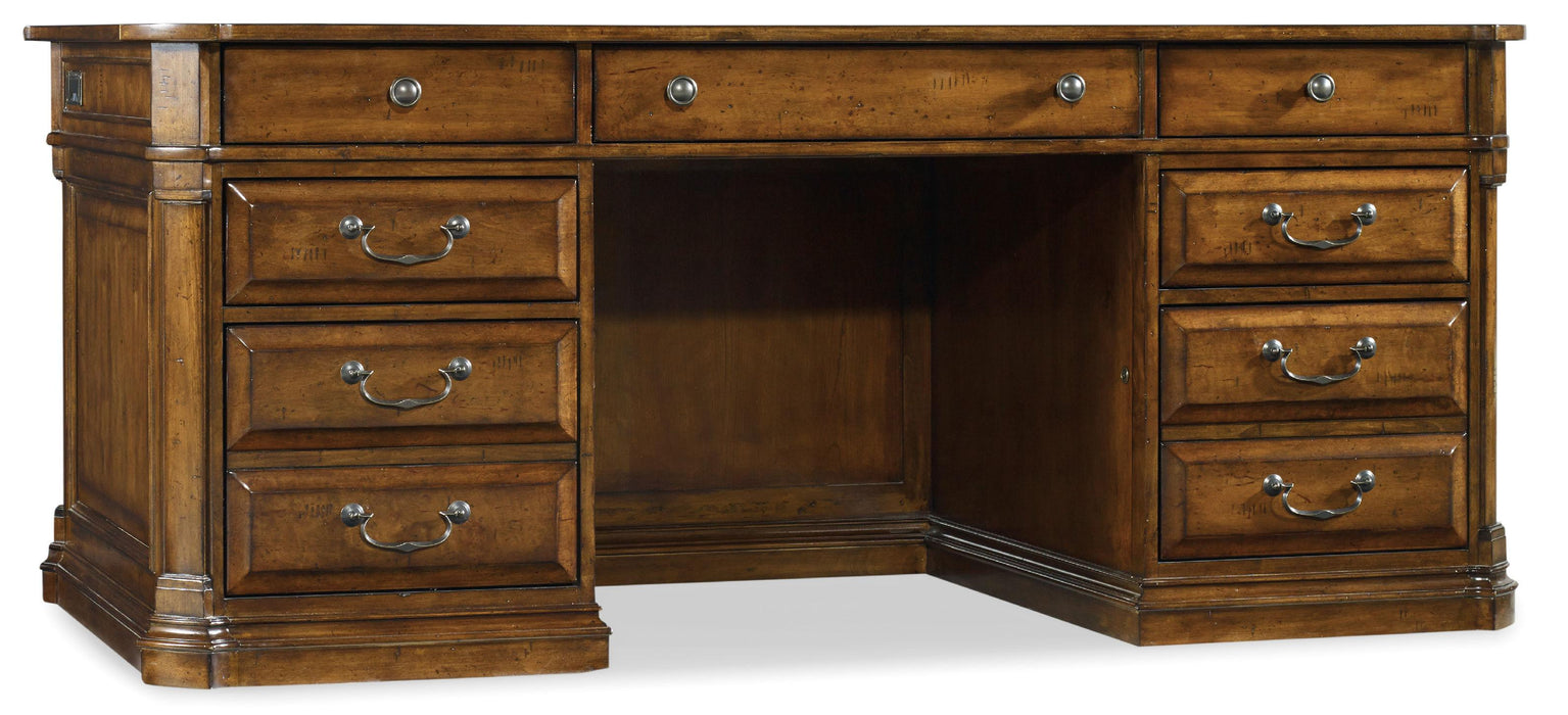 Tynecastle Executive Desk - Vicars Furniture (McAlester, OK)