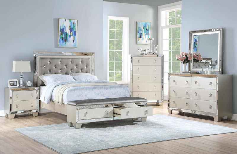 Mcraft Queen Bed W/Storage Bench/Stainless Panel/Silver in Silver