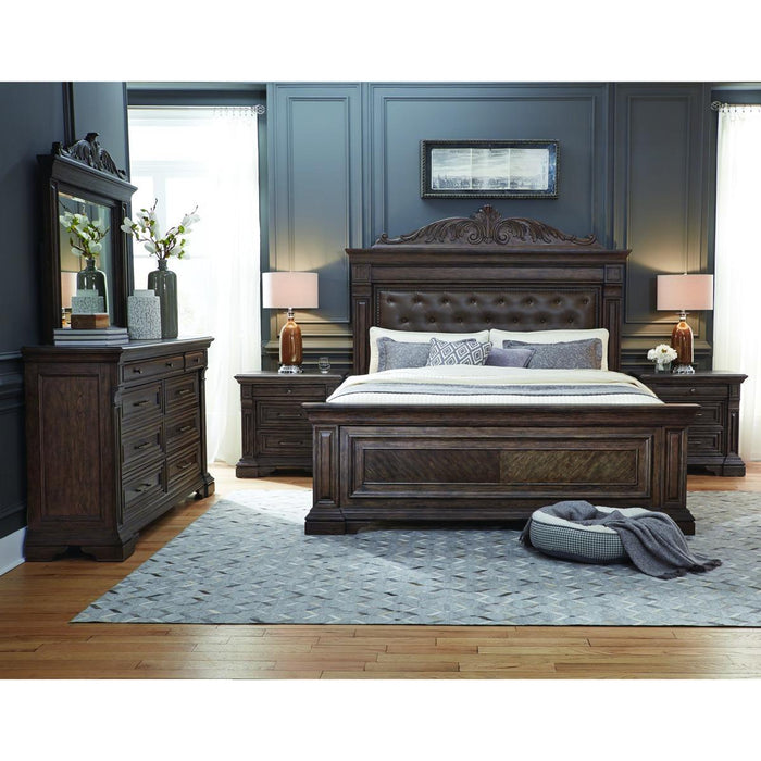 Pulaski Bedford Heights California King Panel Bed in Estate Brown