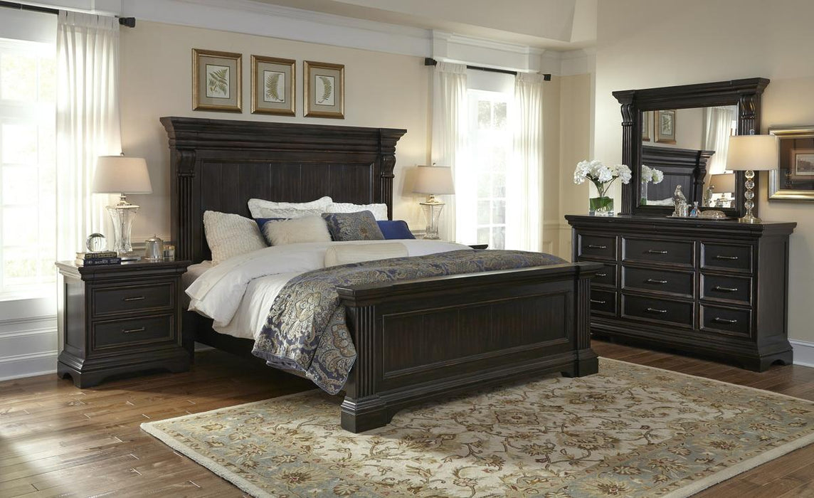 Pulaski Caldwell Queen Panel Bed in Dark Wood