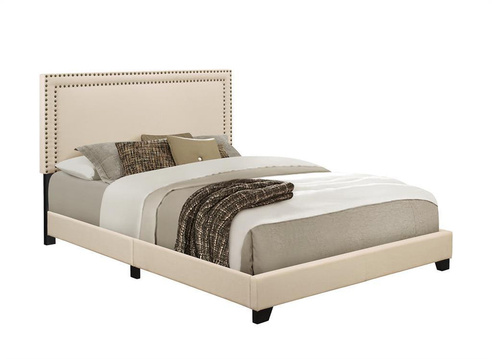 Pulaski King Upholstered Bed in Cream